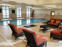 Hampton Inn & Suites Folsom - Pools