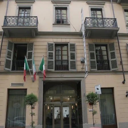 Hotel Urbani