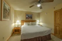 Grand Lodge Condo in the Heart of Mt Crested Butte 1 Bedroom Condo - No Cleaning Fee! by RedAwning Hôtels à : Mount Crested Butte