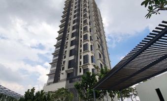 HighPark Suites in Petaling Jaya, Kelana Jaya by Plush