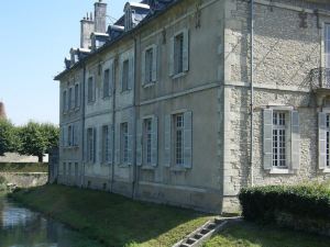 Château de Serrigny