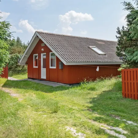 "Egbert" - 900m from the Sea