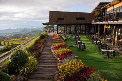 Pino Latte Resort and Hotel  호텔
