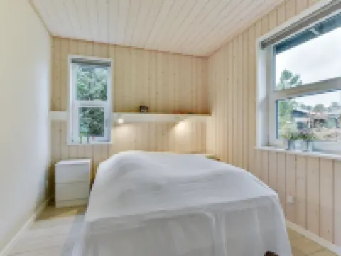 "Anethe" - 100m to the Fjord