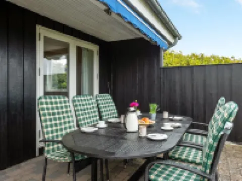 "Annalia" - 50m from the Sea