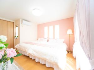 16名宿泊可能☆和泉市ニュータウンの綺麗な１軒家貸切・ペット同伴可能