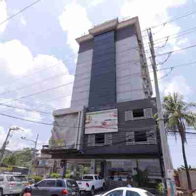 アルパ シティ スイーツ Hotel Exterior