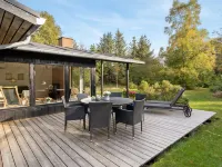 "Skjold" - 600m from the Sea