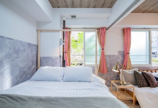 3. 클라스 트로아..