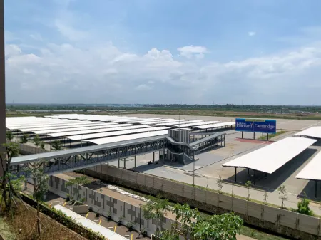 Luxurious Studio at 7Th Floor Tokyo Riverside Pik 2 Apartment Отели рядом с достопримечательностью «Rukan La Riviera PIK2»