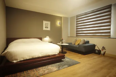 Gumi Century Hotel