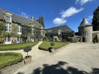 Manoir de la Bégaudière Hotels in Epiniac