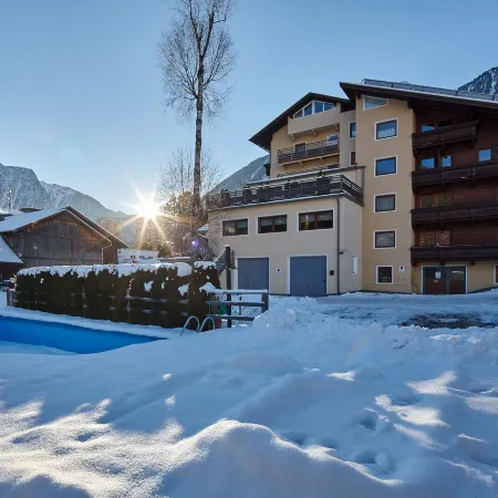 Gasthof Hotel Post Отели в г. Заутенс