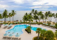 Amara Cay Resort - Beach