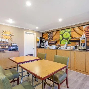 La Quinta Inn & Suites by Wyndham El Paso East