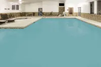Baymont by Wyndham Kennewick WA - Pools