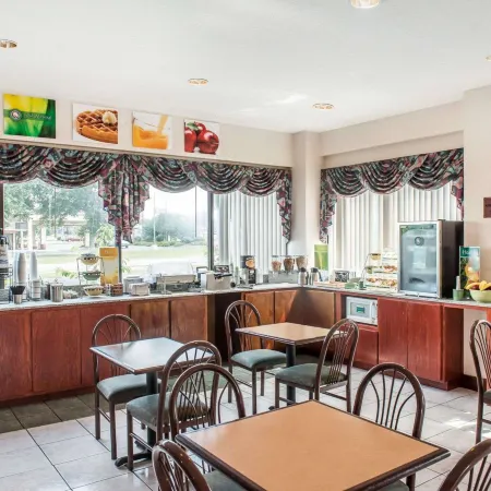 Quality Inn Marianna South