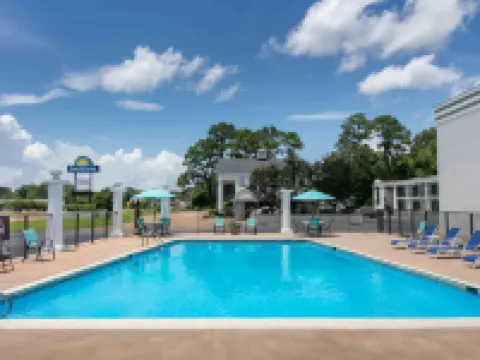 Days Inn by Wyndham Natchez Hotels in Adams County