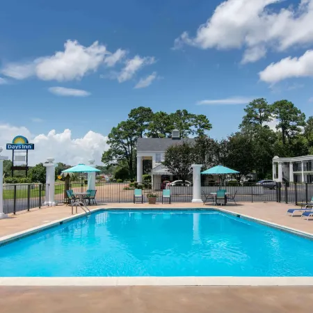 Days Inn by Wyndham Natchez