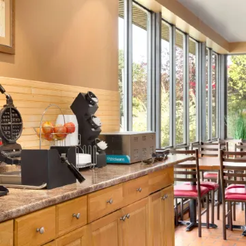 Travelodge by Wyndham North Bay