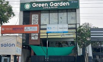 Green Garden Cafe & Hotel