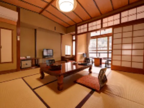 純和風旅館泉屋 小国町のホテル