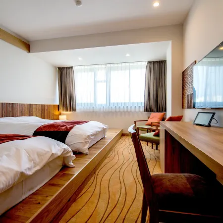 Lectore Atami Momoyama (TKP Hotels & Resorts) Отели рядом с достопримечательностью «Izusan Jinja Shrine»