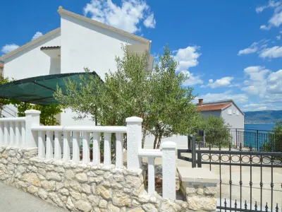Slavica Hotels near Čiovo - Slatine - Central Dalmatia Croatia - Bike Tracks