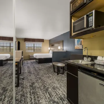 Best Western Temple Inn  Suites