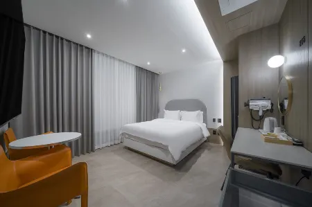 Daegu Dongdaegu Station Hound Daegu Dongdaegu Station