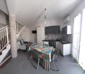 2nd Floor Apartment Air Conditioned - Wi-Fi with Panoramic Terrace