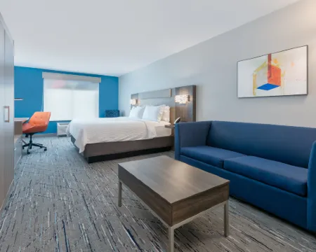 Holiday Inn Express & Suites MINNEAPOLIS SW - SHAKOPEE by IHG Hotels in Shakopee
