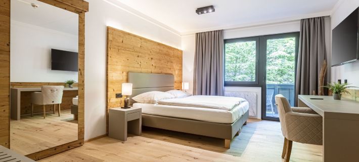 Suite Mit 2 SZ & Wellnessbereich Hoteles en Saalbach