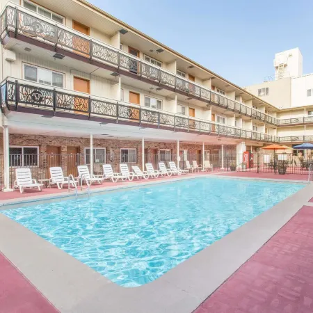 Ramada by Wyndham Elko Hotel at Stockmen's Casino