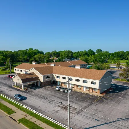 I-80 Inn & Suites
