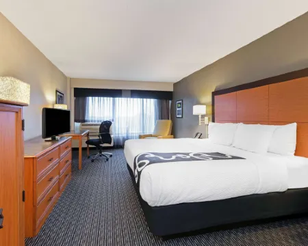 La Quinta Inn & Suites by Wyndham New Orleans Airport Hoteles en Kenner