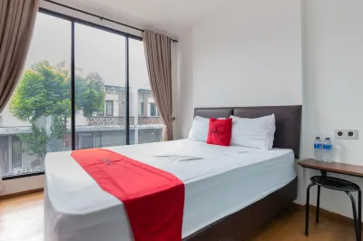 RedDoorz Plus Near Ice BSD 2 Hotels in Situ Gadung