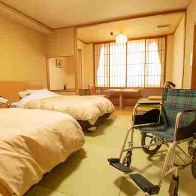 よもぎひら温泉 和泉屋 Rooms