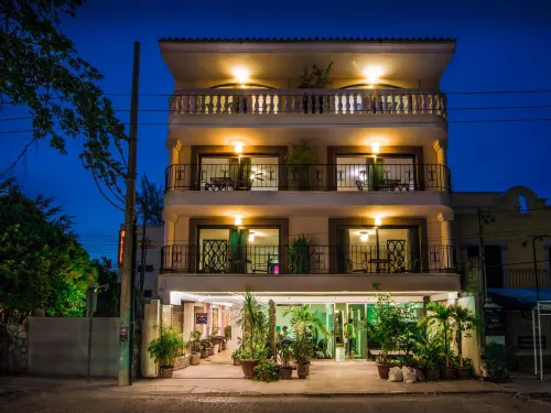 Suites Corazon - Condos