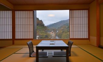 Shiobara Yuukaan