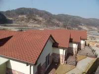 Daejeon Jangtaesan Wildflower Pension - เพนชั่น