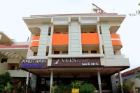 Hotel Vels Court Hotel di Sivagiripatti