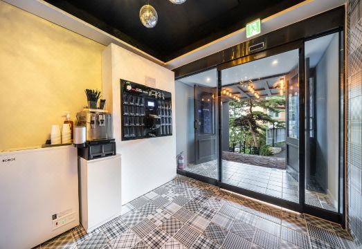 안양 호텔 문 이미지