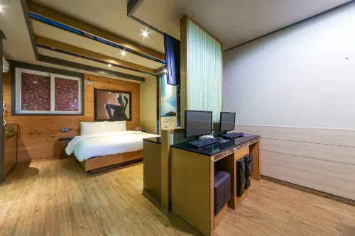 Busan Station (Jungang-Dong) BT Hotel Hotels in Busan