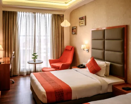 Dng the Grand Hotel Hotels in Kanpur