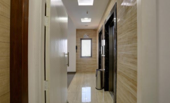 Hotel Ozone Inn Colaba