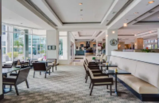 一號美術館希爾頓逸林套房酒店