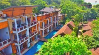 Lanta Miami Resort Hotel berhampiran Khlong Chak Waterfall