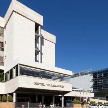 Hotel Villamadrid Отели рядом с достопримечательностью «Станция метро Montecarmelo»