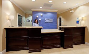 Holiday Inn Express & Suites Newberry